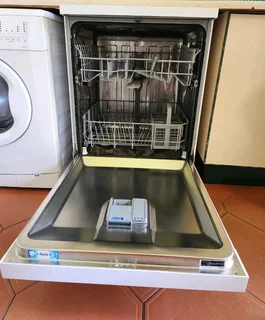 Defy Dishwasher 13-place -White