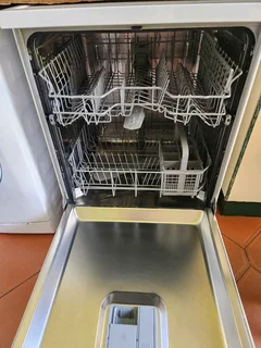 Defy Dishwasher 13-place -White