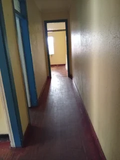 2 bedrooms house in Regents Park