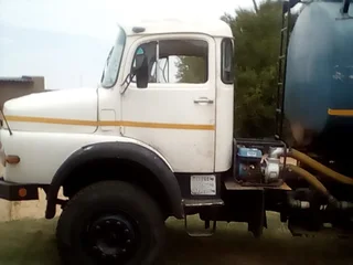 1975 - Ad posted by Zfikile08