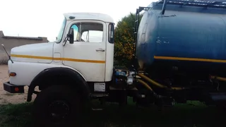 1975 - Ad posted by Zfikile08