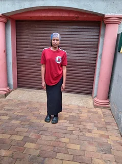 Am looking for domestic nanny job live in or out