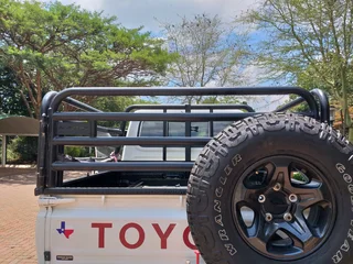 Cattle Rail Autobar 79 Series for a double cab