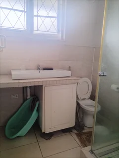 Two rooms available with own bathroom