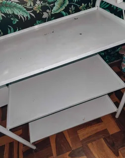 Salon Trolley with Magnifying Lamp