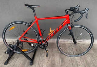 Scott Speedster Road Bike &#43; Raleigh bike rack