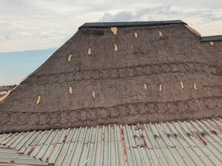 Thatching, Thatch Repairs, Harvey Thatch tiling and all Thatch maintenance