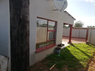 House - Ad posted by Gomolemo Madibana