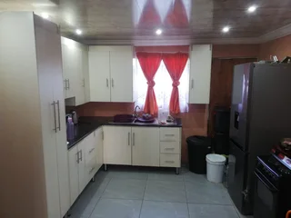 House - Ad posted by Gomolemo Madibana