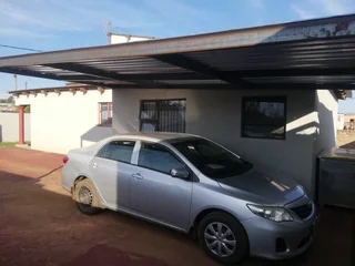 House - Ad posted by Gomolemo Madibana