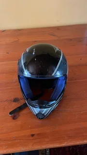 Motor bike helmet