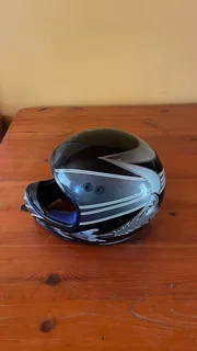 Motor bike helmet