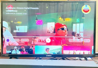 Omega 32” TV + MXQ Pro 4K Android TV Box – Bundle Deal