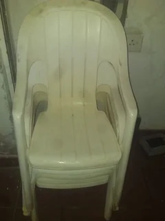 Chairs - Ad posted by Michelle De Oliveira