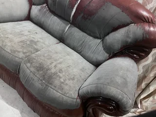 Sofas - Ad posted by Monwabisi pakade