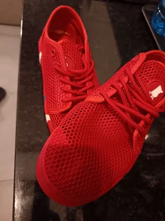 Bathu Mesh Limited sneaker and push in