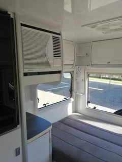 Motorhome - 2023 Discoverer 4V4 Daily 35