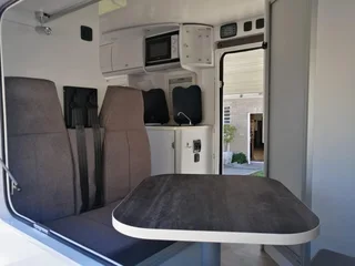 Motorhome - 2023 Discoverer 4V4 Daily 35