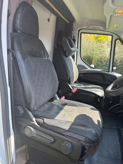 Motorhome - 2023 Discoverer 4V4 Daily 35