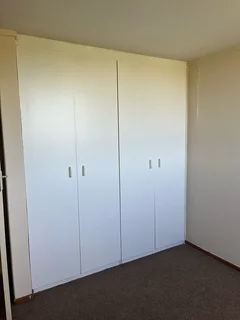 Bedroom for rent in centurion central walking distance to centurion mall