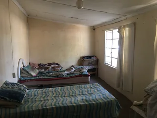 Fixer Upper Smallholding with two homesteads, fenced, pet friendly for a bargain!