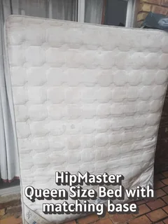 HipMaster Queen Size Bed + Base Set