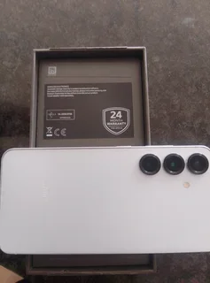 Samsung S25 Like new R7000