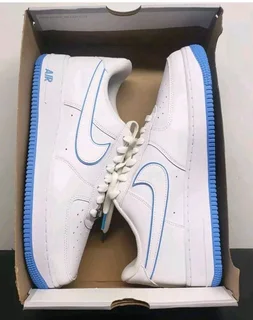 Beautiful sneakers being sold at an affordable price