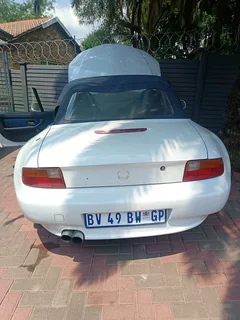 SECOND HAND BMW Z3 BLUE HOOD FOR SALE