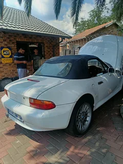 SECOND HAND BMW Z3 BLUE HOOD FOR SALE
