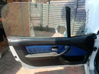 SECOND HAND BMW Z3 BLUE HOOD FOR SALE