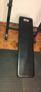 Bench press machine