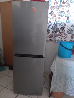 Brand: DefyModels: C300, C330, C360Feature: 54 cm edge bend refrigeratorsType: Refrigerators