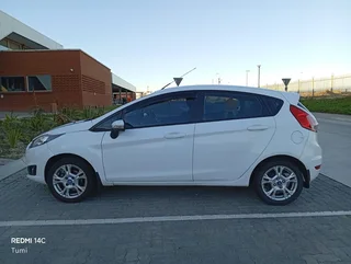2013 Ford Fiesta Hatchback