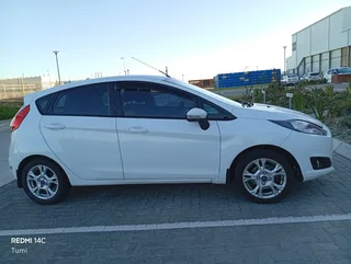 2013 Ford Fiesta Hatchback