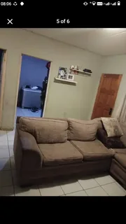 Flat - Ad posted by Monell Solomons