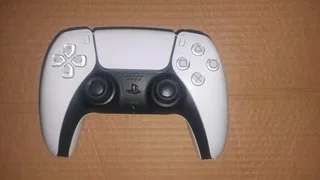 PS5 Digital Edition 1TB, 2 Controllers