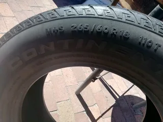 Continental Cross Tyres 265/70/r18..r500 The Set