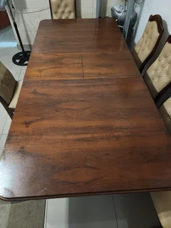 Dinning room table