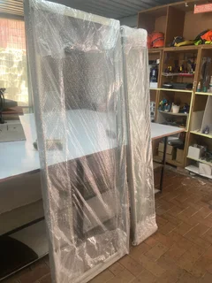 2nd hand 3 panel frosted shower door