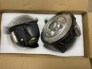 Mercedes Benz G Class headlig