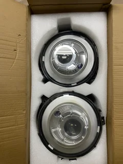 Mercedes Benz G Class headlig