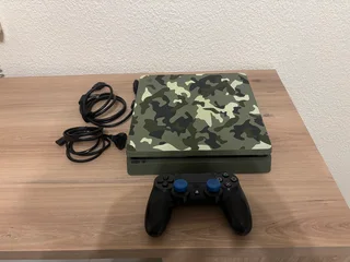 Playstation 4 Slim WW2 edition