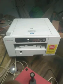 T-shirt press and other machines with the press