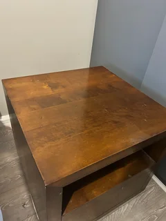 Walnut Warm Brown pedestal