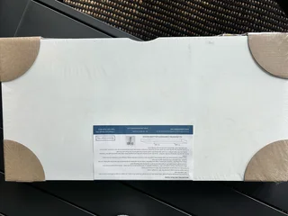 Elegant White Floating Wall Shelf – Modern &amp; Space-Saving