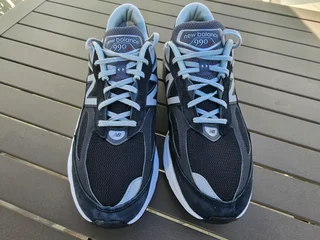 Running Shoe NEW BALANCE 990 V6