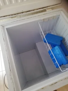 Deep freezer