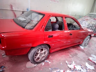 Vehicle spray painting