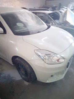 Vehicle spray painting